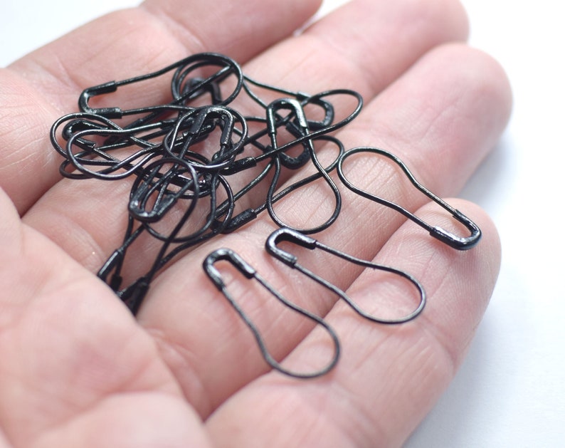 25 Pieces Naqab Pin Safety Pin Set Golden Silver And Multi Color Scarf Hijab Scarf Pin Brooches For Girls And Women Stylish Hijab Accessories Decorative Safety Pin Set For Daily Wear And Party Use
