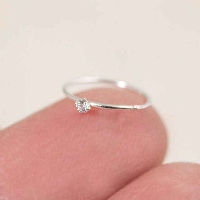 5 Pieces Single Stone Nose Ring Jewelry For Girls And Women Stainless Steel Nose Pin Jewelry In Golden And Silver Tone Naak Ki Long Naak Ka Koka Nath Nathni Nose Bali Stylish Nose Jewelry For Piercing And Non Piercing Daily And Party Wear Style - Stainless Silver