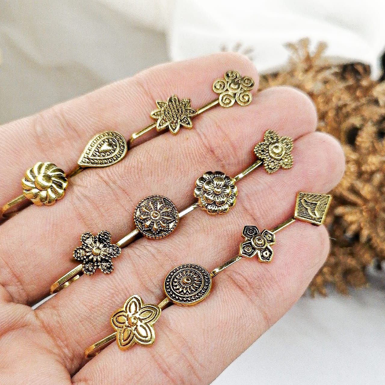 6 Pieces Oxidized Nose Ring Jewelry Nose Pin Jewelry Multiple Design Fake Nose Pin Jewelry Golden And Silver Tone Stainless Steel Nose Jewelry For Girls And Women Non Piercing And Piercing Use - 6 Pcs Golden