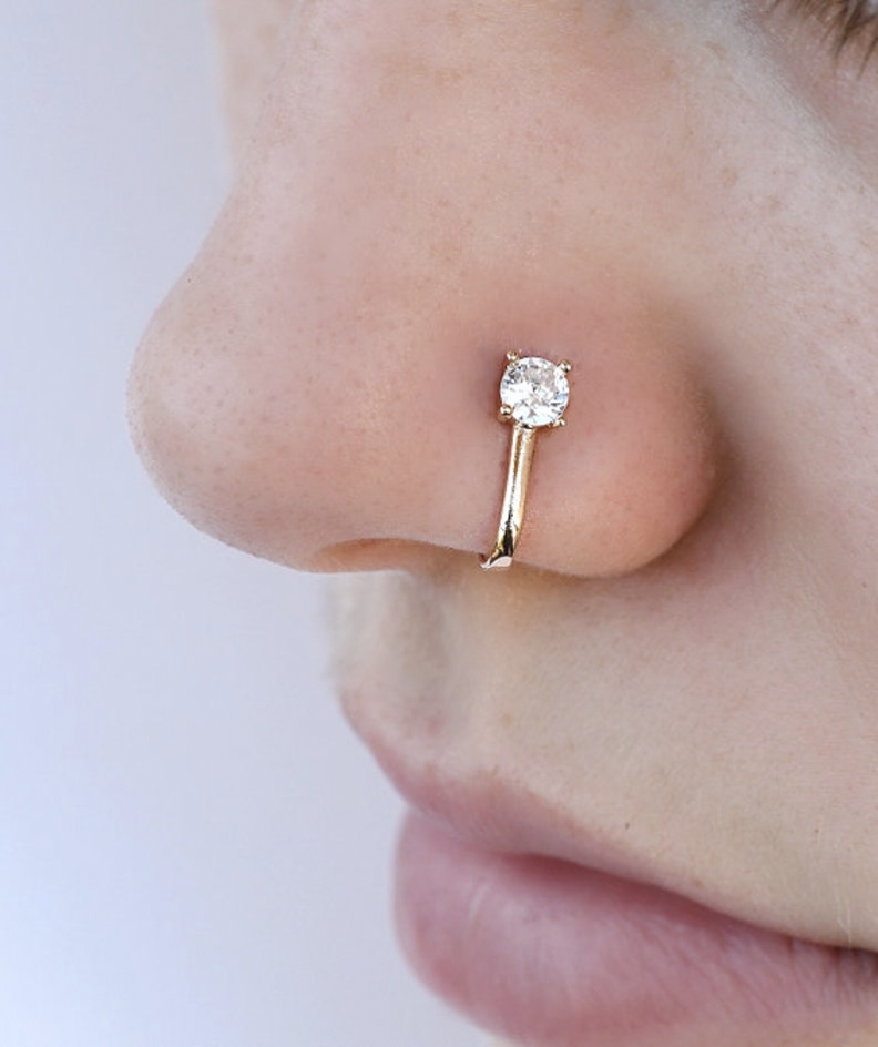 Zarkoon Fake Nose Pin Jewelry Nose Hoops Non Piercing Nose Ring Jewelry Single Stone Stainless Steel Golden And Silver Tone Stylish Nose Jewelry For Girls And Women Daily Party Wear Nose Jewelry Accessory